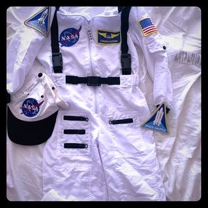 size 4 to 6 kids space outfit NASA from Washington